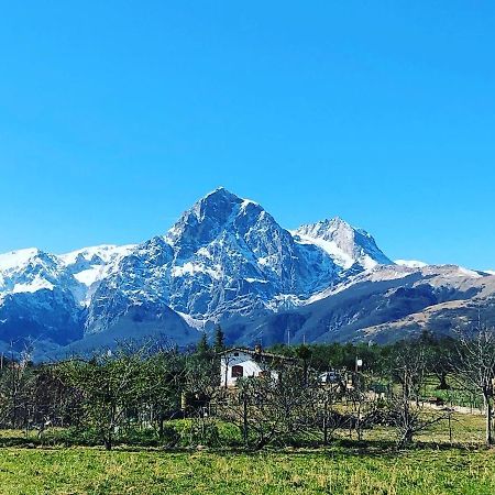 La Casetta Di Trignano Isola del Gran Sasso d'Italia Ngoại thất bức ảnh