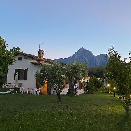 La Casetta Di Trignano Isola del Gran Sasso d'Italia Ngoại thất bức ảnh